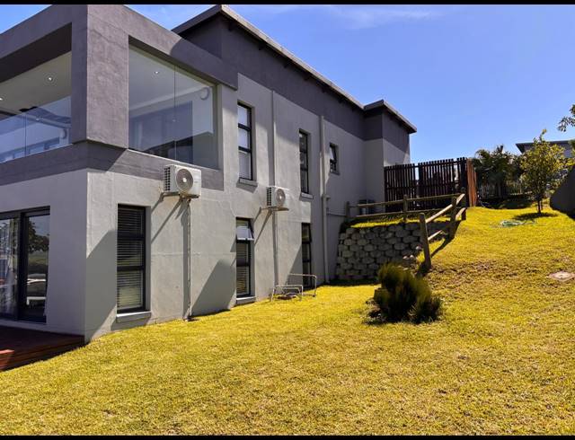4 BEDROOM HOUSE FOR SALE IN PALM LAKES ESTATE